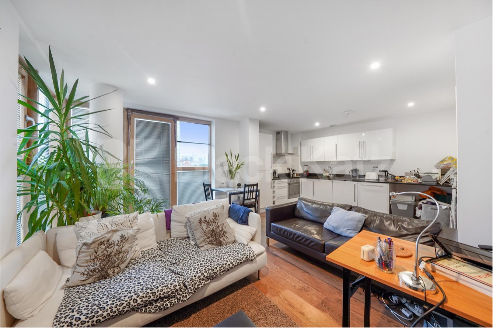 Flooded with natural light,south facing & dual aspect  Boulevard Mansions.Borough Road, Borough
